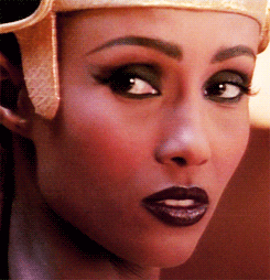 redlipstoner:dreams-from-my-father:sphinxinthenight:FAVORITE FACES:Iman as Nefertiti(Remember The Ti
