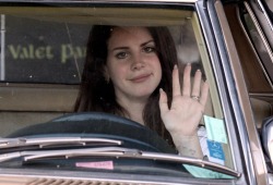 earlysunsetsovermonroeville:  Lana Del Rey at the Chateau Marmont in West Hollywood - August 4, 2012 