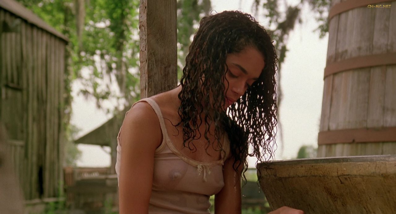 pussylequeer:  Lisa Bonet   She&rsquo;s so Transparently Beautiful