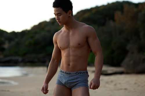 Sex chinkoheartschinko:  Hendri Rachman by Jimmy pictures