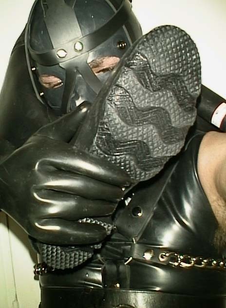 rubberdocs:  me, with rubber muzzle and waders www.rubberdocs.net 