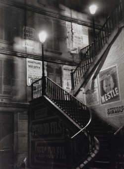 luzfosca:  Brassaï Staircase in the rue