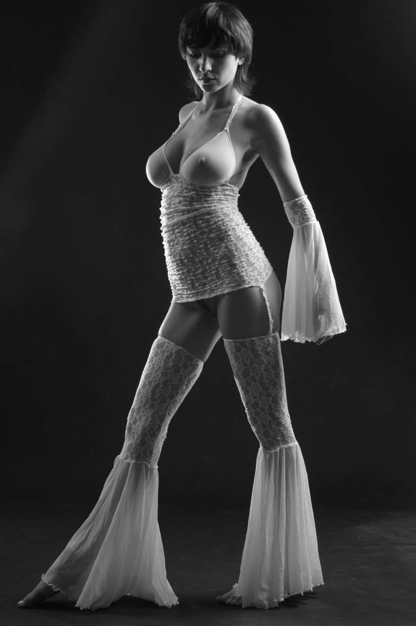 She&rsquo;s so Transparently Beautiful