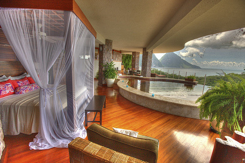 papisdirtyygirl:  Here papi  The perfect place to take darlin.