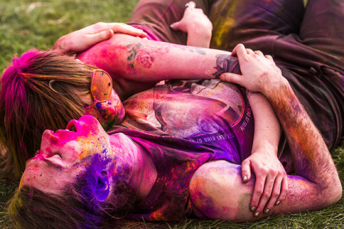 XXX ruineshumaines:  2012 Holi Festival of Colors photo