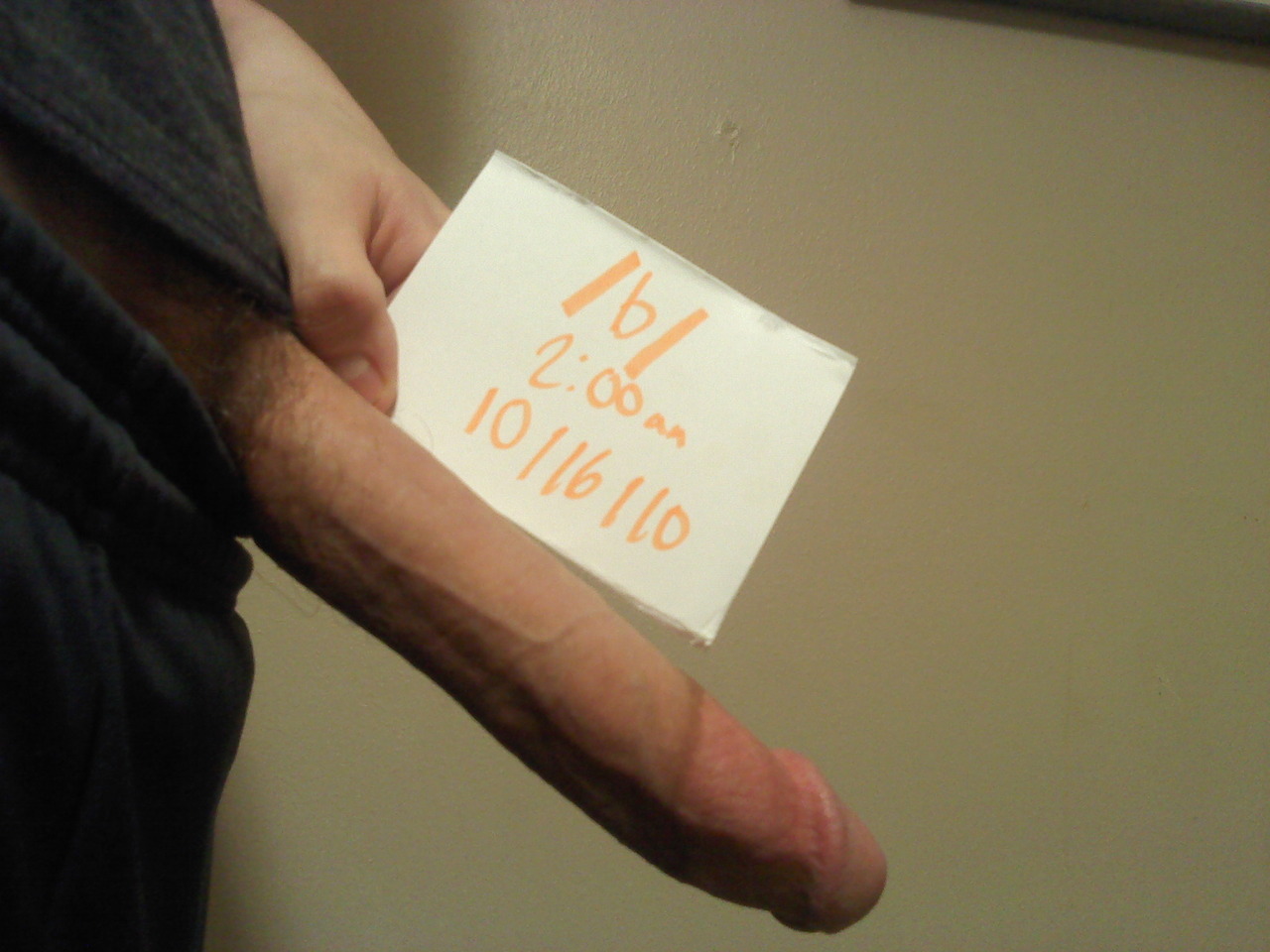 random-acts-of-hotness:  Gotta love 4chan sometimes. Saved this glorious penis two