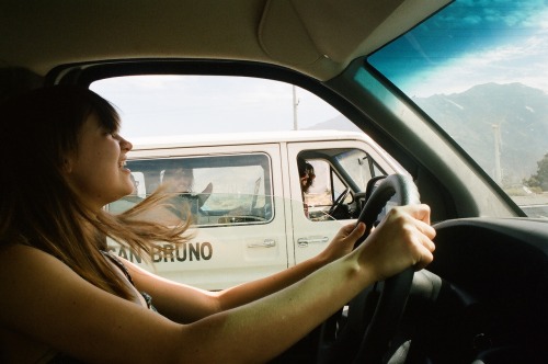 thefamilyjams:  Joanna Newsom driving her car with the Vetiver van in the background, summer 2004. P