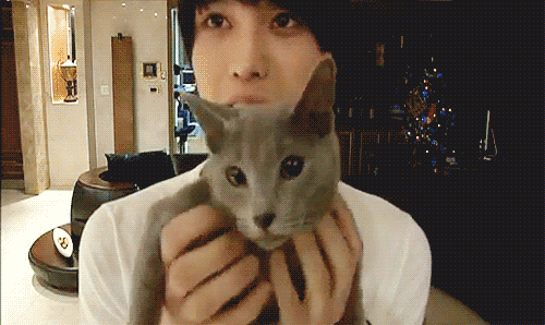 nprincess7:  heebum =^_^=(& that person >> 