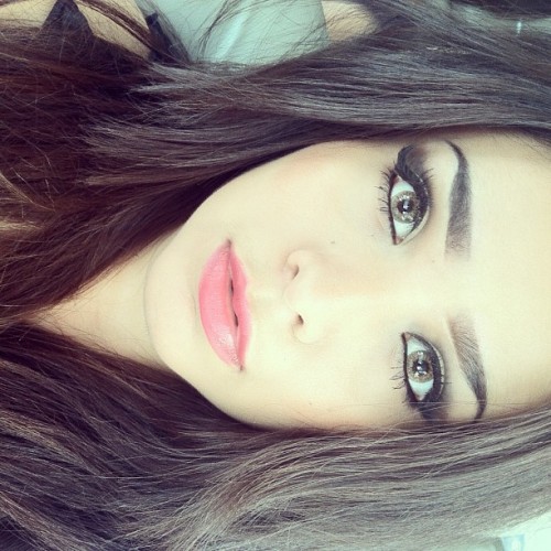 hello-alva:  (Taken with Instagram) Love her make-up