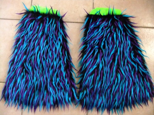 framptastic:  Custom Scoodie and Fluffies for Aimz To order something custom email Framptastic@gmail.com Like us on facebook.com/framptastic