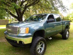 thisgirlhatespavement:       Best sexy jacked up truck blog here :) clean and sexy ;)      