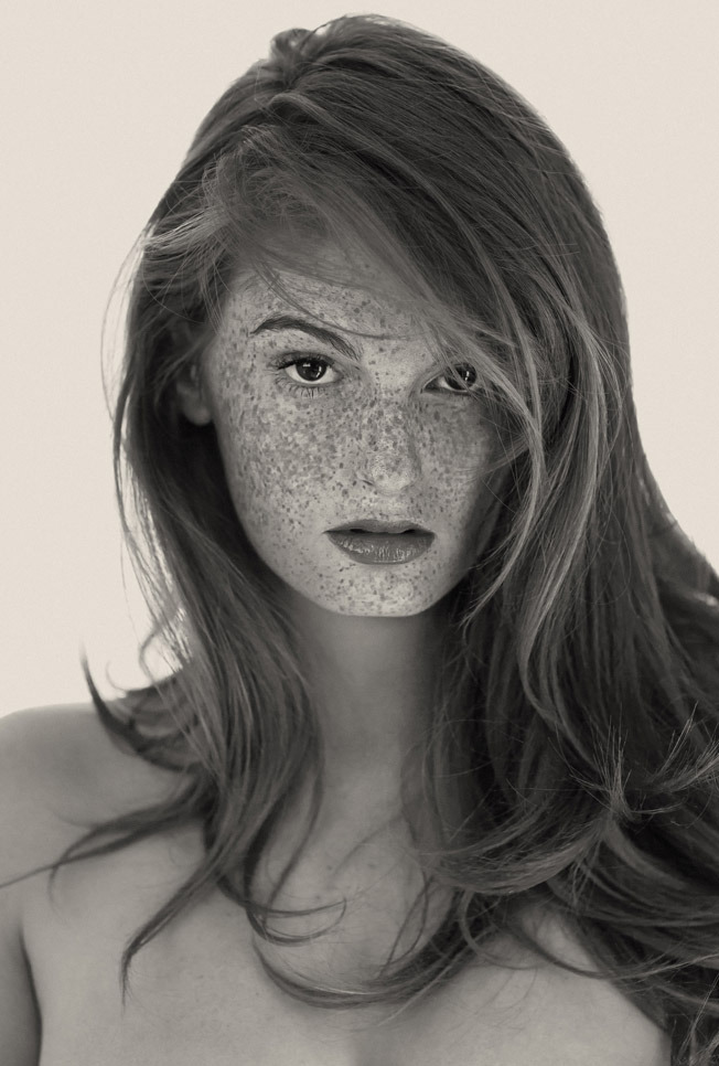 aphotigraphersblog:  Faye Reagan by Reto Caduff 
