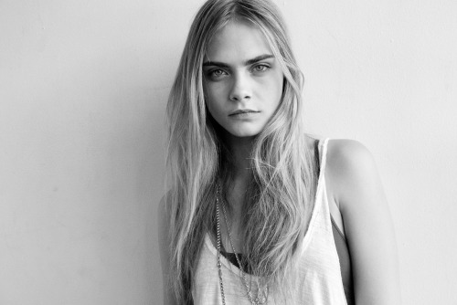 Sex c-entral:  Cara Delevigne  pictures