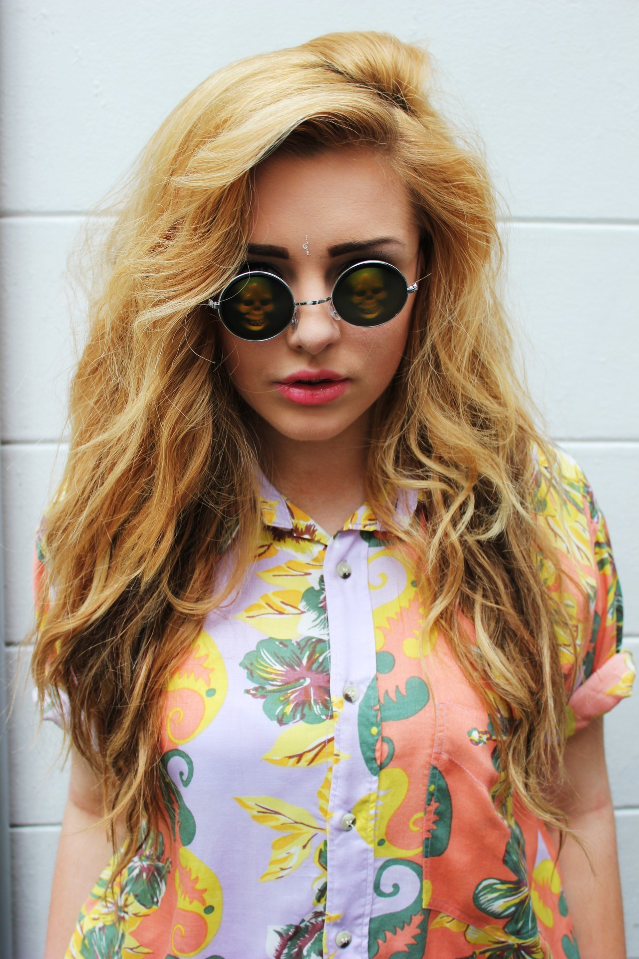 flow-rider:  everytime i see myself on my dash i freak out omg 