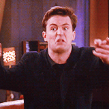 rachelsgreen:  Chandler Bing and his facial expressions 
