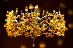  Golden Wreath Diadem From The Tomb Of A Woman, Possibly A Wife Of Phillip Ii Of