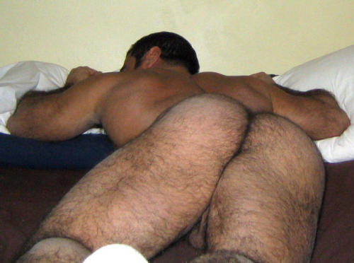 beefyliltank: Hey! It’s an older picture of my boyfriend.  Yes, I’m serious