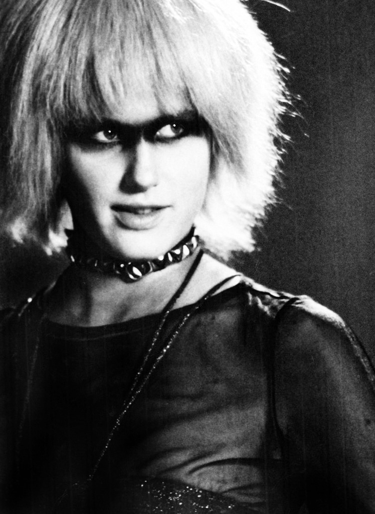 Arseniccupcakes Vintagegal Daryl Hannah As Pris In Blade Runner