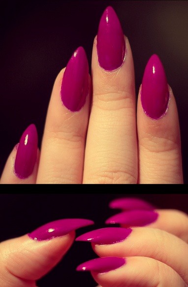 Trend | Stiletto Nails (Pointy nails)