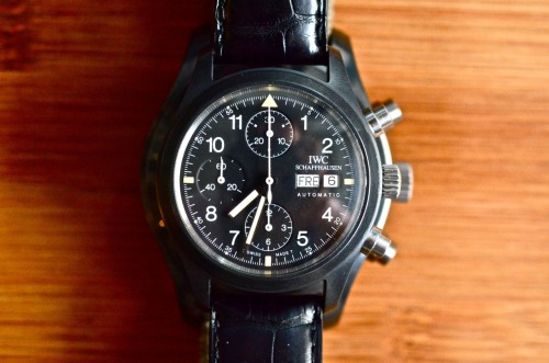 Today we take a look at the historic IWC Reference 3705 from 1994. This ceramic fliegerchronograph was the very first ceramic chronograph from IWC, and the inspiration for every ceramic watch since.
We compared it to 2012’s Miramar Chronograph,...