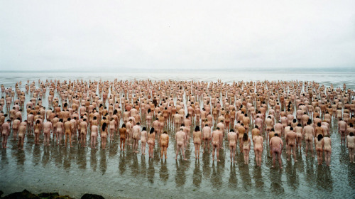 ambientclouds: Spencer Tunick