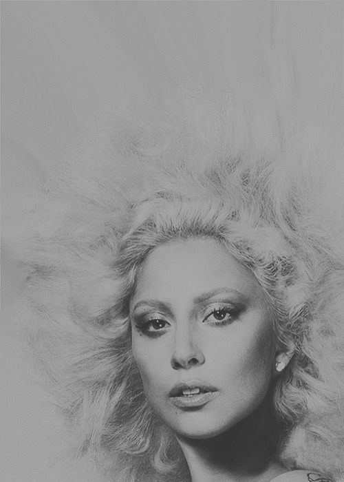 ARTPOP IS STILL ALIVE