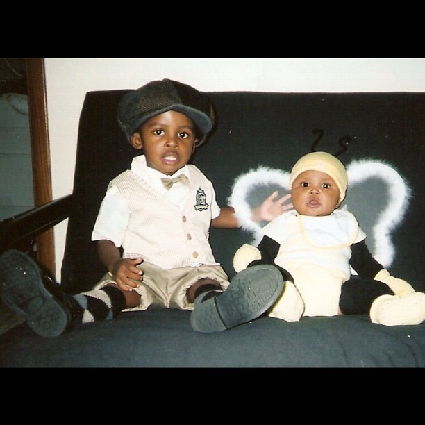 1st Halloween. #TheJr'z #throwbackthursday #family #kids #instaphoto #costume (Taken