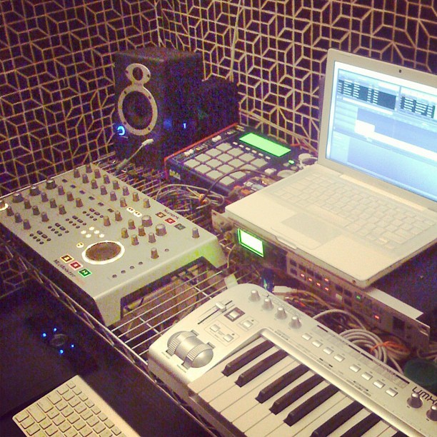 Mix tape setup. #throwbackthursday #instaphoto #dj #producer #music  (Taken with