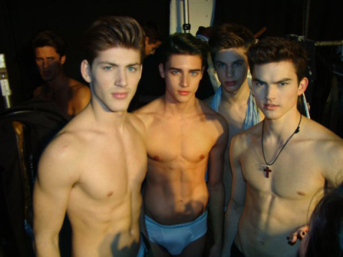 groovd:  chromatic-gold:  eclisy:  topshopped:  nakeid:  axne:  mcd0nalds:  nutellaprince:  youarenotbeintrue2me:  me and other models backstage holy fuck take in the tan one in the middle with the loving sex eyes  oh god help me  o m f g  reAsOn im GAy