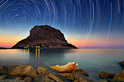 sisstredaethe:  Monemvasia by ~sui400