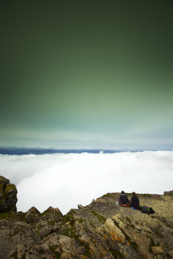 off-my-rocker:  the edge (by Jon Bowen) Ben Nevis, Scotland 