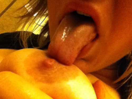 shibarislut:  Really want a mouth on me right now…