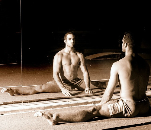 skeletonguns:  Olympic Babes: Danell Leyva, Gymanst