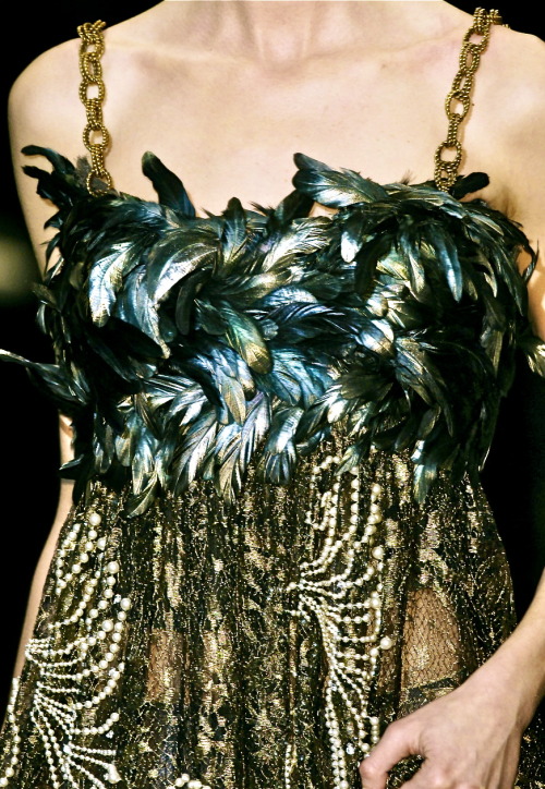 chiffonandribbons: Dolce &amp; Gabbana F/W 2006 #what would elwing wear It&rsquo;s funny bec