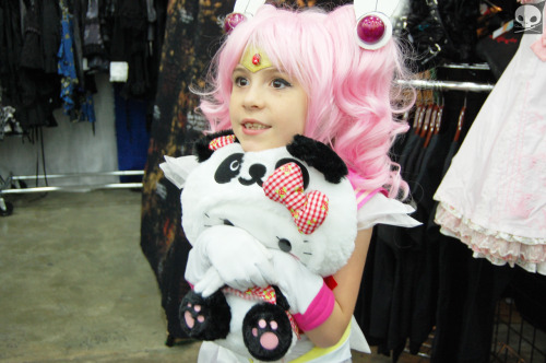 Otakon 2012: Hall Shots Part 1 | Nikon D40 | Known Cosplayers: It’s Raining Neon, jiidesu, jer