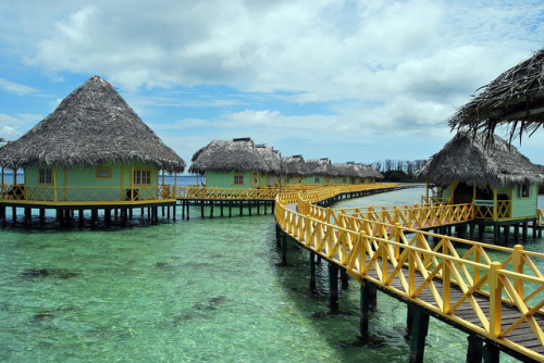 Punta Caracol Resort in Bocas del Toro, Panama (by th3f1nd3r48530).