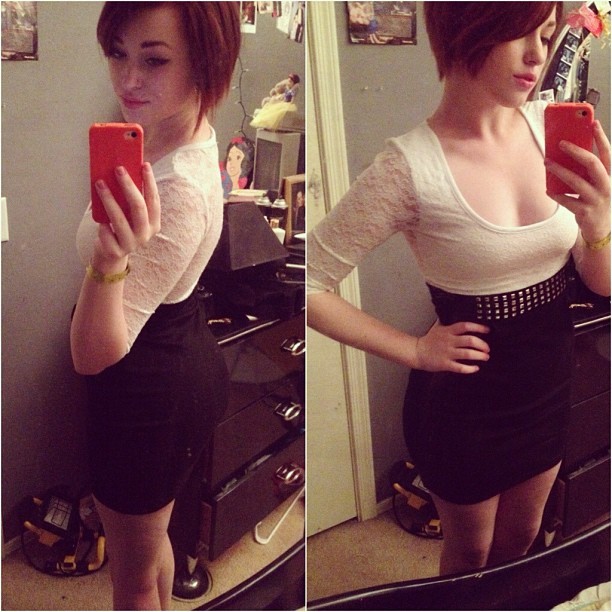 aman-duh:  For Anon. It’s almost a full body picture, haha. (Taken with Instagram)