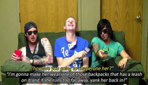 iwantyourskullsxxx:  Kellin Quinn talking about his daughter.