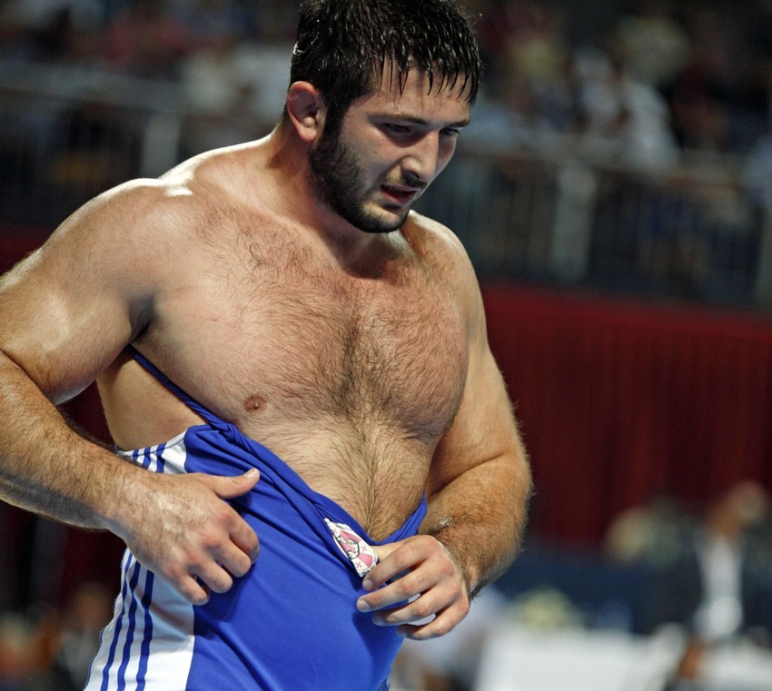 superbears:  LOVE TO HAVE HIM
