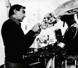 greggorysshocktheater:  RIP special effects master Carlo Rambaldi (September 15, 1925 – August 10, 2012) 