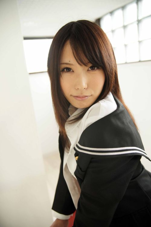 pimm:  小鳥遊屋COSPLAYERS館:有村千佳ちゃん、みづなれいちゃんのサンプル画像です！　C82　東V19ｂ