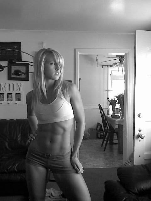 Sexy girl with abs! adult photos