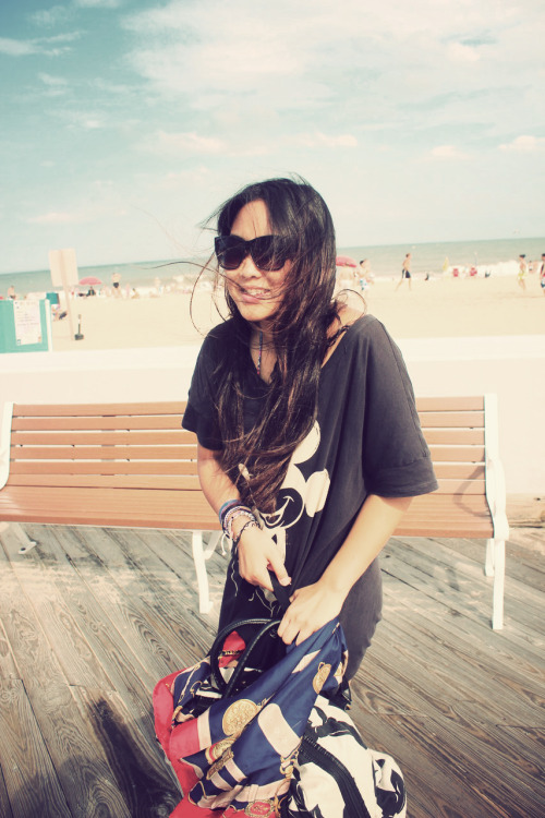 instagram @may5338  ditnoyfashionmongers.tumblr.com/