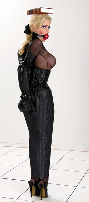 twistedromantics:  Hobble skirt - A skirt with a narrow enough hem to significantly impair the wearer’s walk. A knee-long corset is also used to achieve this effect.A dress consisting of such skirt is called a hobble dress. The name was given