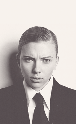 ladamegrise:octopieces:ohhh#i am so aroused by this #i instantly thought fem!moran #SCARLET JOHANSSO