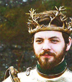 wasuhuras-deactivated20140501:  Small wonder the lords gather around him with such fervor, he is Robert come again. 