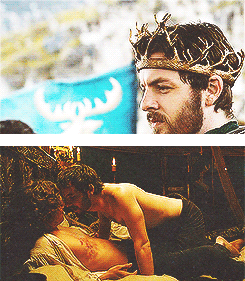 wasuhuras-deactivated20140501:  Small wonder the lords gather around him with such fervor, he is Robert come again. 