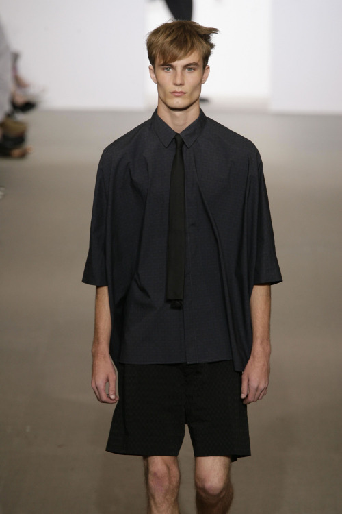 THE FASHION GUY