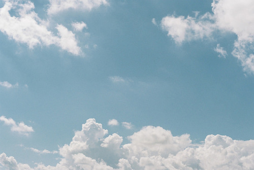 hislolita: Portra’s blue by **mog** on Flickr.