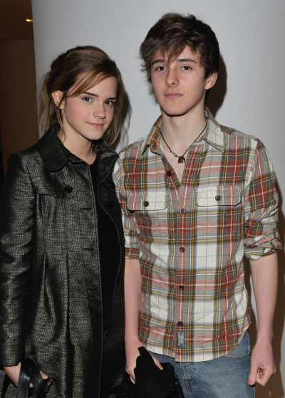 forever-in-agony:  Aww we all remember this!  Now wonder what happened to him? Look here !  Well… hello Alex   for freezingcoffee  